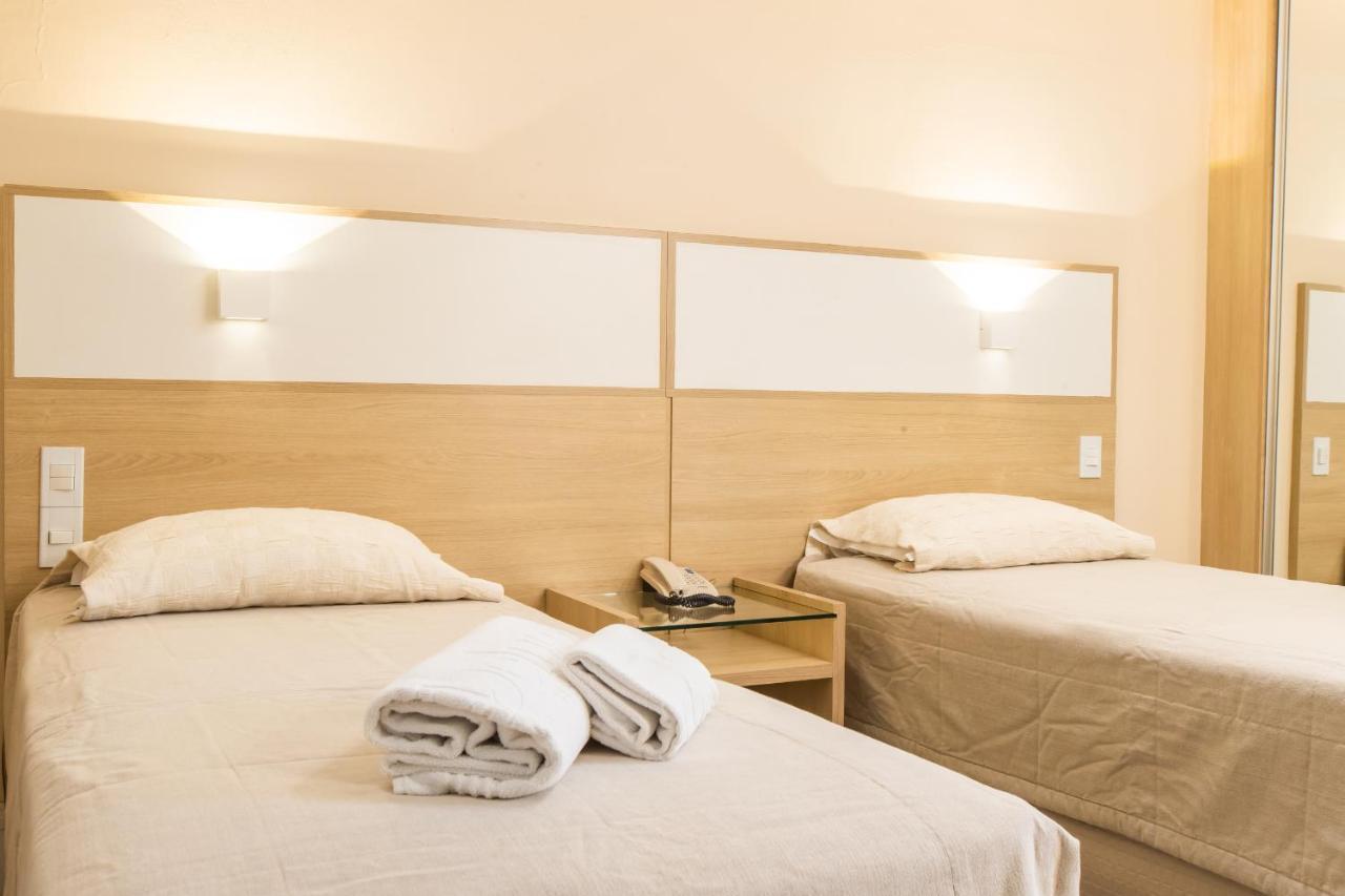 Delupo Hotel - Livin Studios คริซิอูมา ภายนอก รูปภาพ