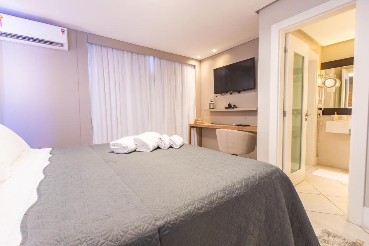 Delupo Hotel - Livin Studios คริซิอูมา ภายนอก รูปภาพ