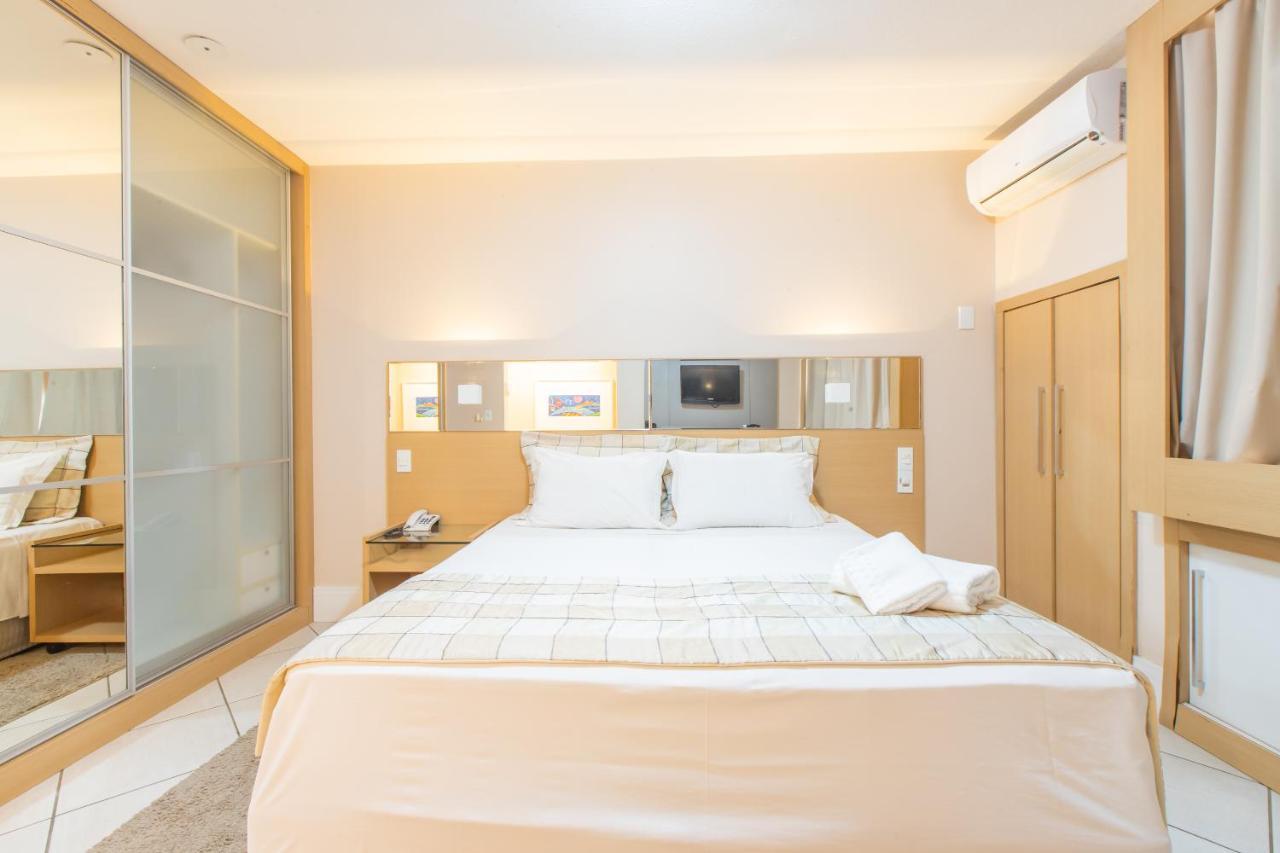 Delupo Hotel - Livin Studios คริซิอูมา ภายนอก รูปภาพ