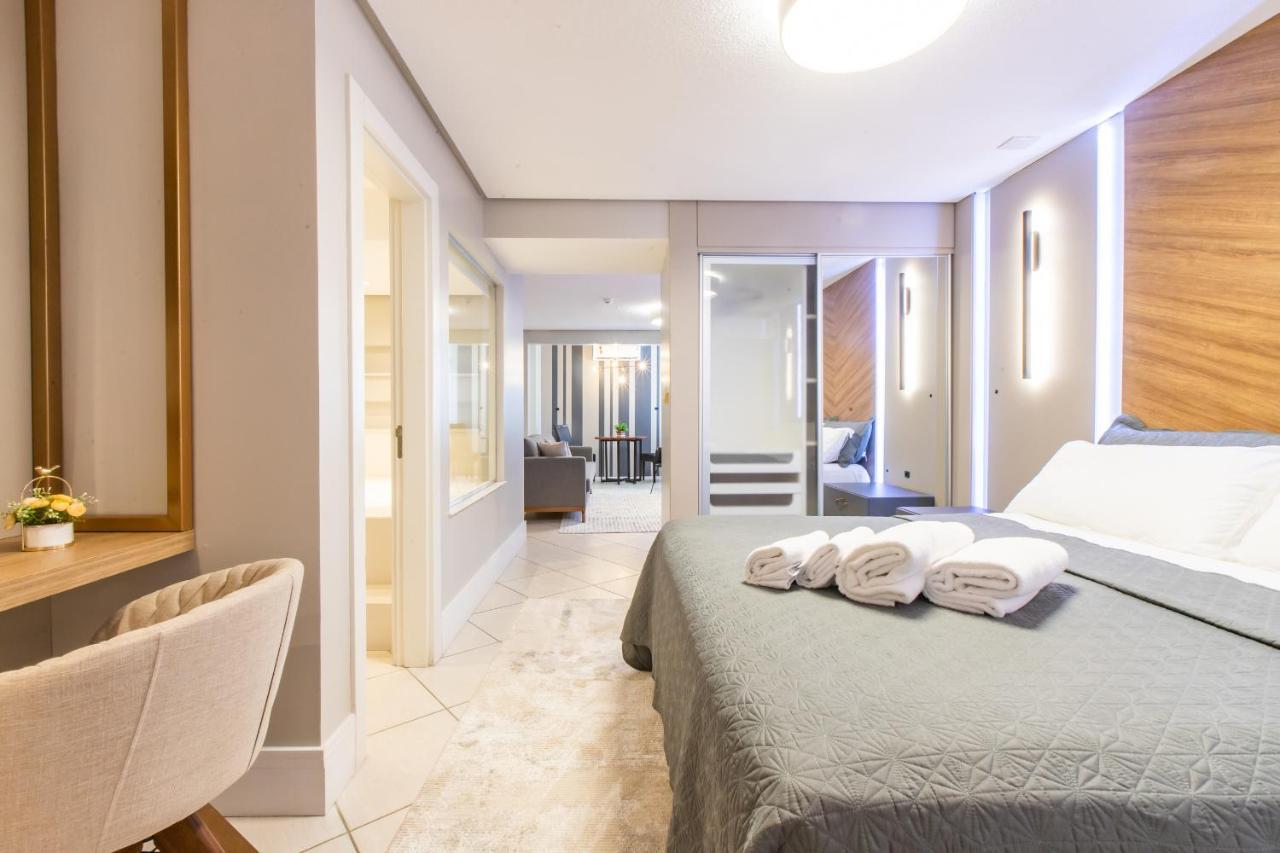 Delupo Hotel - Livin Studios คริซิอูมา ภายนอก รูปภาพ