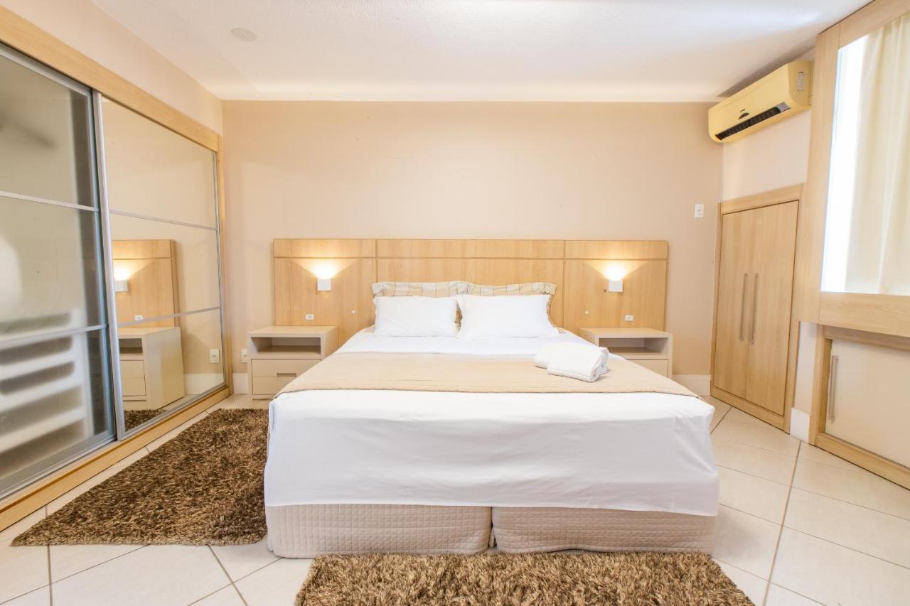 Delupo Hotel - Livin Studios คริซิอูมา ภายนอก รูปภาพ