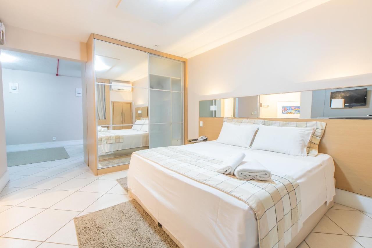 Delupo Hotel - Livin Studios คริซิอูมา ภายนอก รูปภาพ