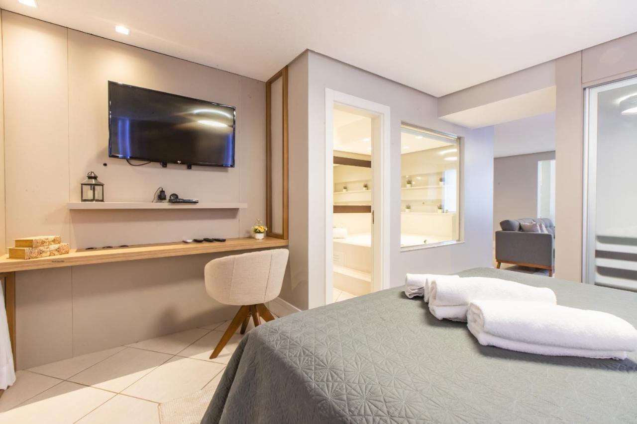 Delupo Hotel - Livin Studios คริซิอูมา ภายนอก รูปภาพ